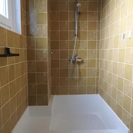 게스트하우스 Haus Gizella 3*