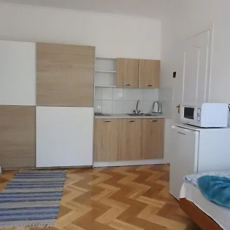 게스트하우스 Haus Gizella 하르카니